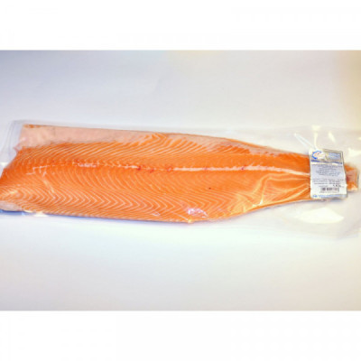 Losos norský, filet s kůží, čerstvý VAC (kus cca 0,5kg)
